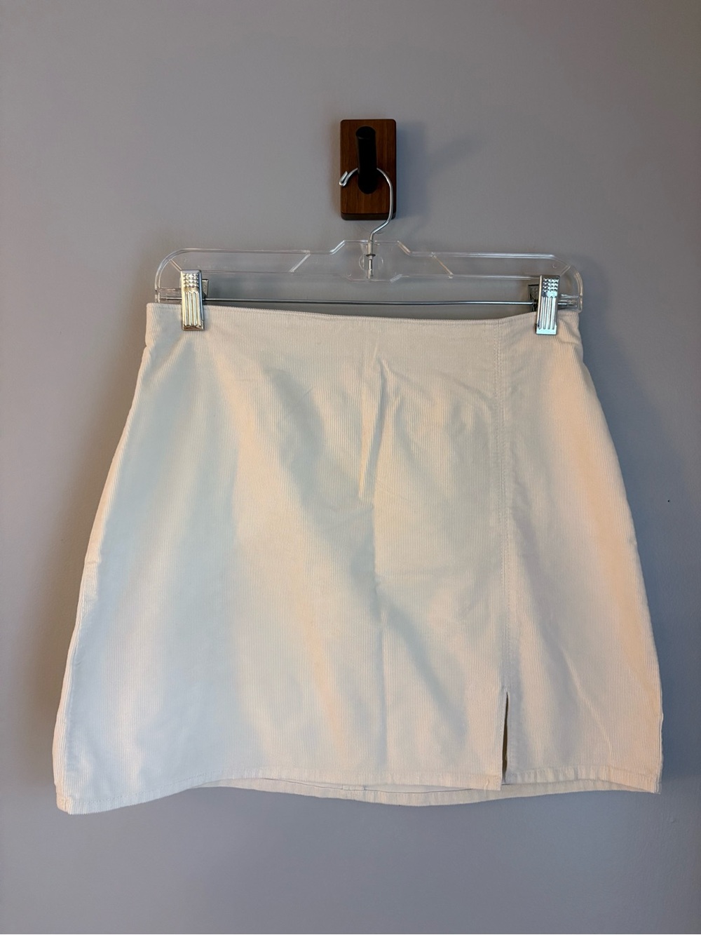Hollister White Corduroy Mini Skirt High Waisted Front Slit Zip Back Academia
